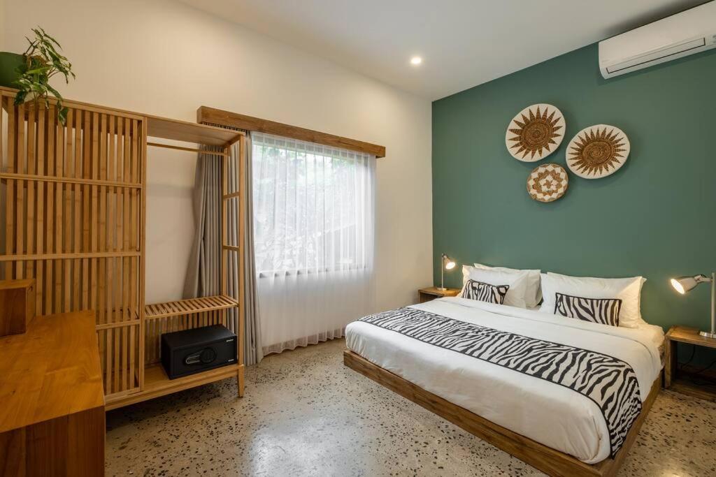 Designer New 3Bdr - Lush Garden+Pool Villa Джили Трауанган Екстериор снимка
