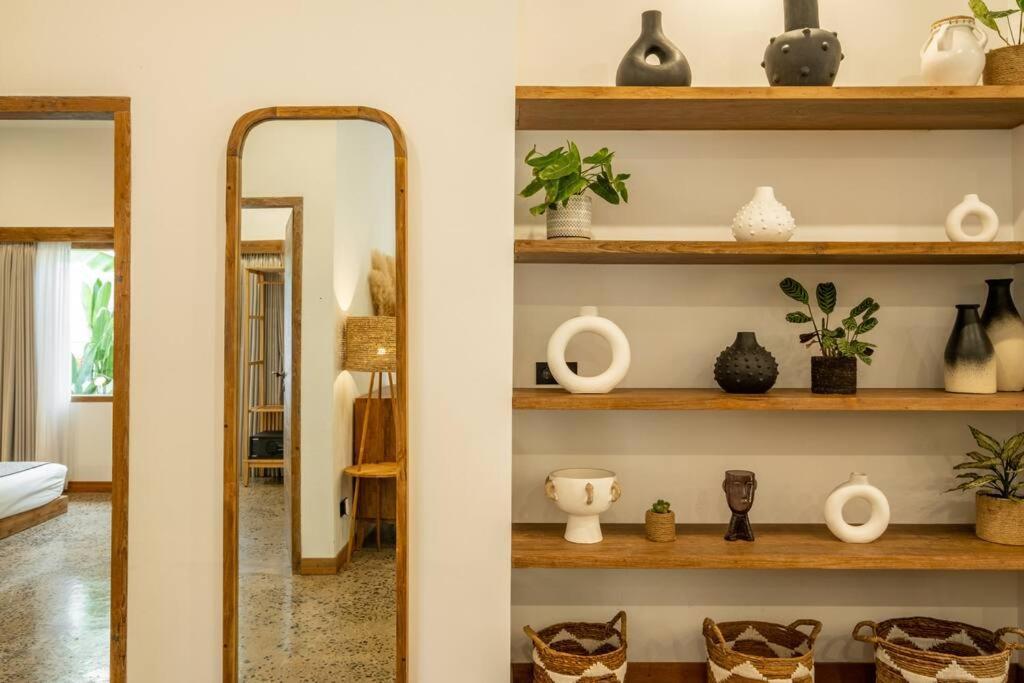 Designer New 3Bdr - Lush Garden+Pool Villa Джили Трауанган Екстериор снимка